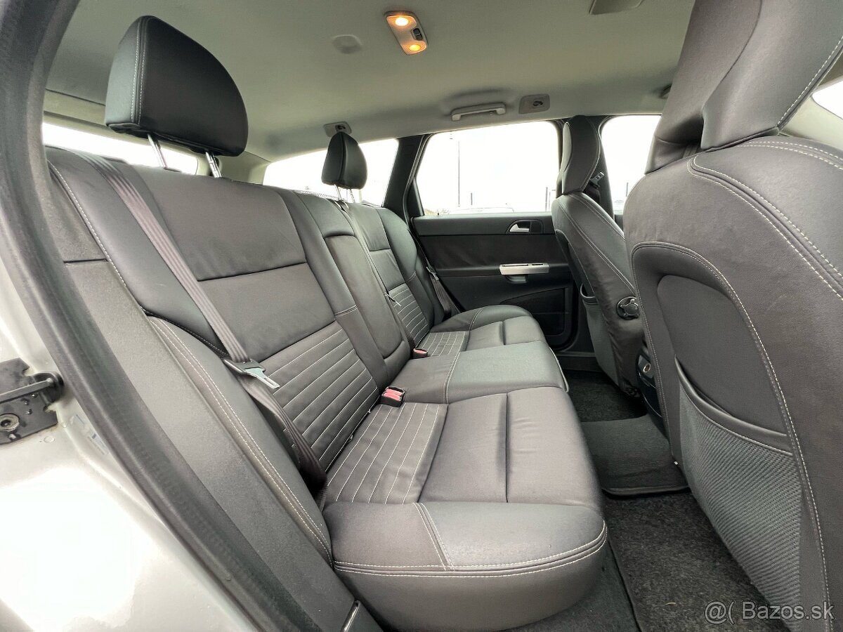 Volvo V50 2.0D diesel, 100kW, MT/6, rok:06.2005. - 13