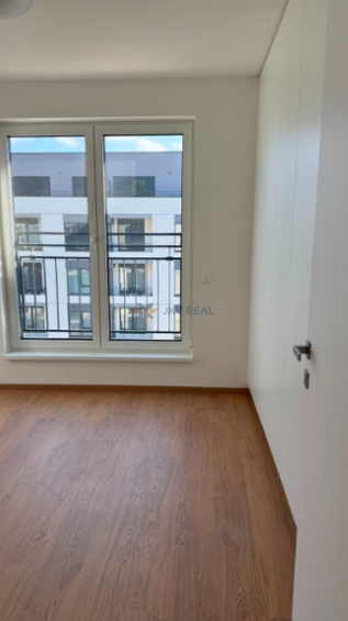 Na prenájom 2 izbový byt v Petržalke - 13