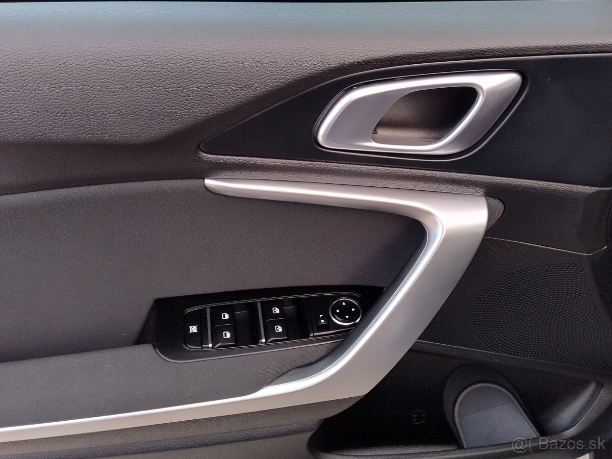 Kia XCeed 1.5 T-GDi A7 Silver - 13