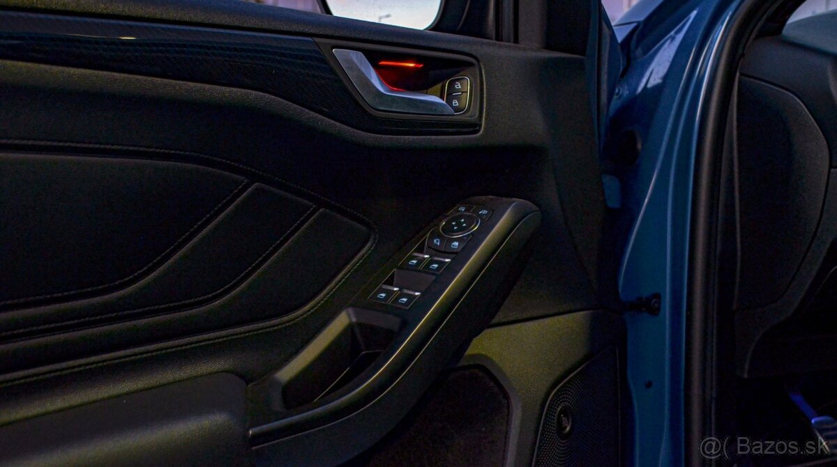 Ford Focus ST 2.3 - 13