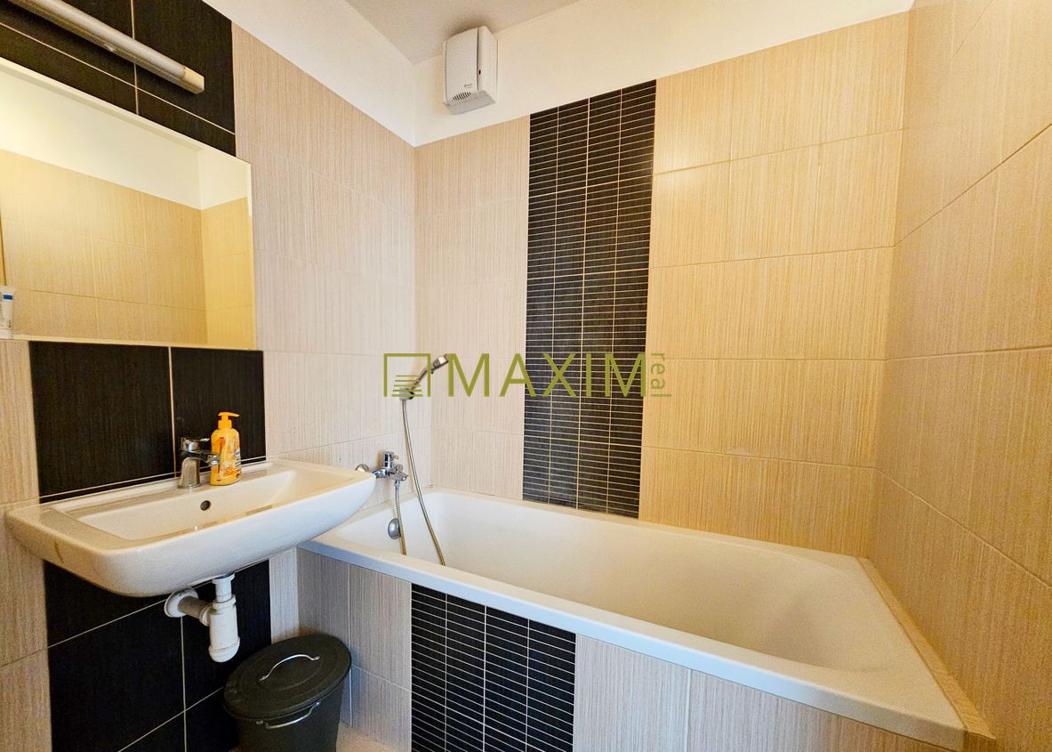 Ponúkame na predaj priestranný 2-izbový byt na Martinčekovej - 13