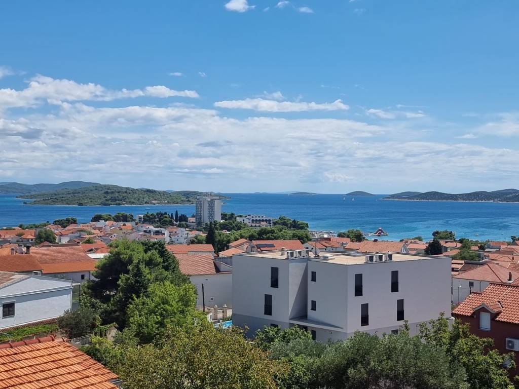 CHORVÁTSKO - Kvalitné apartmány s výhľadom na more - VODICE - 13