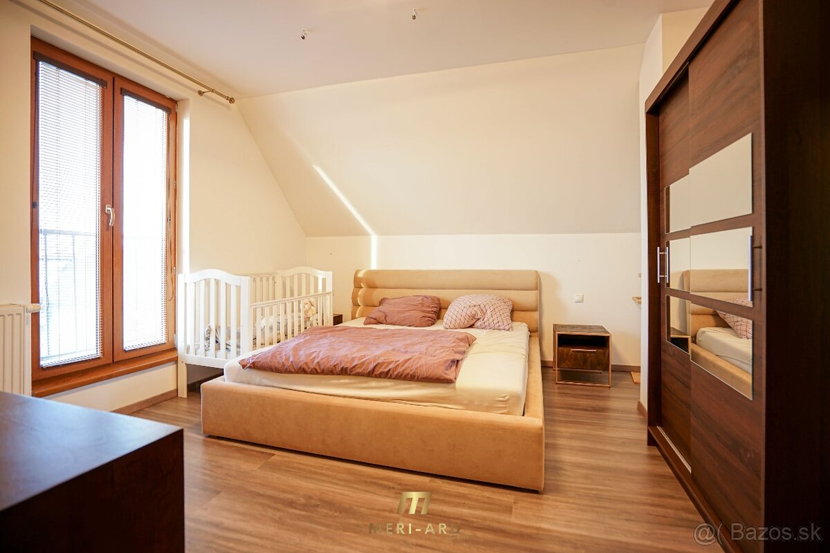 Moderný 3,5-izbový RD s garážou, krbom a záhradou, Rajka - 13