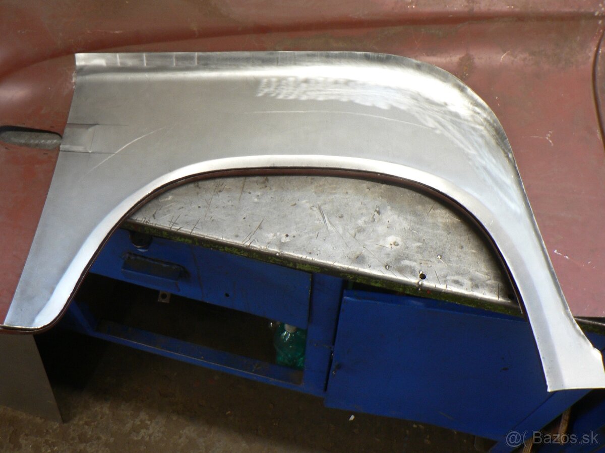 Kompletní přední podběhy Tatra 603 - 13