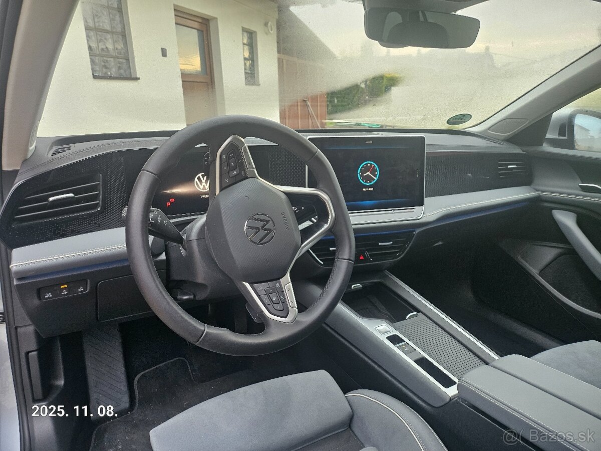 VW Passat Variant -Business-eHYBRID - 13