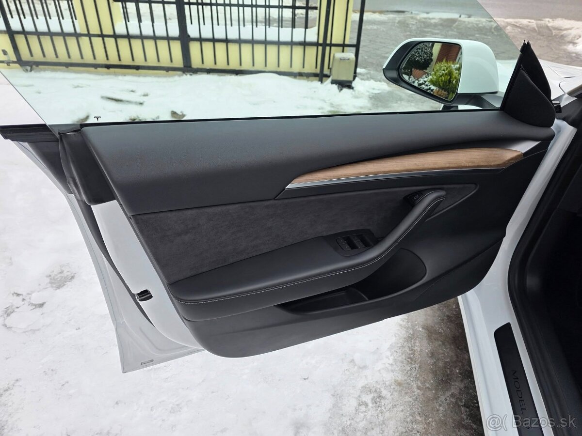 TESLA MODEL 3 PERFORMANCE FACELIFT BLACK PACKET LONG RANGE - 13