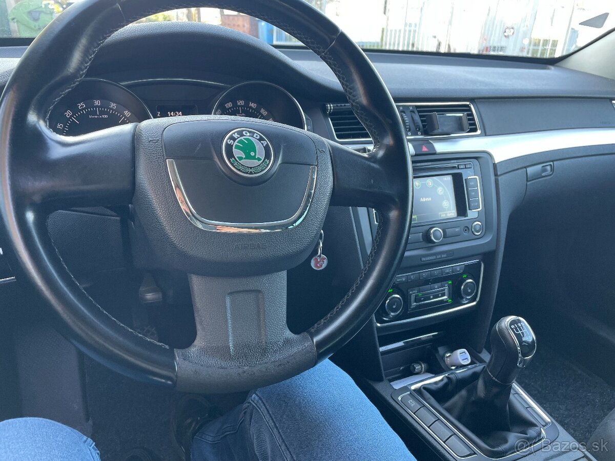 Škoda Superb 2,0 TDi - 13