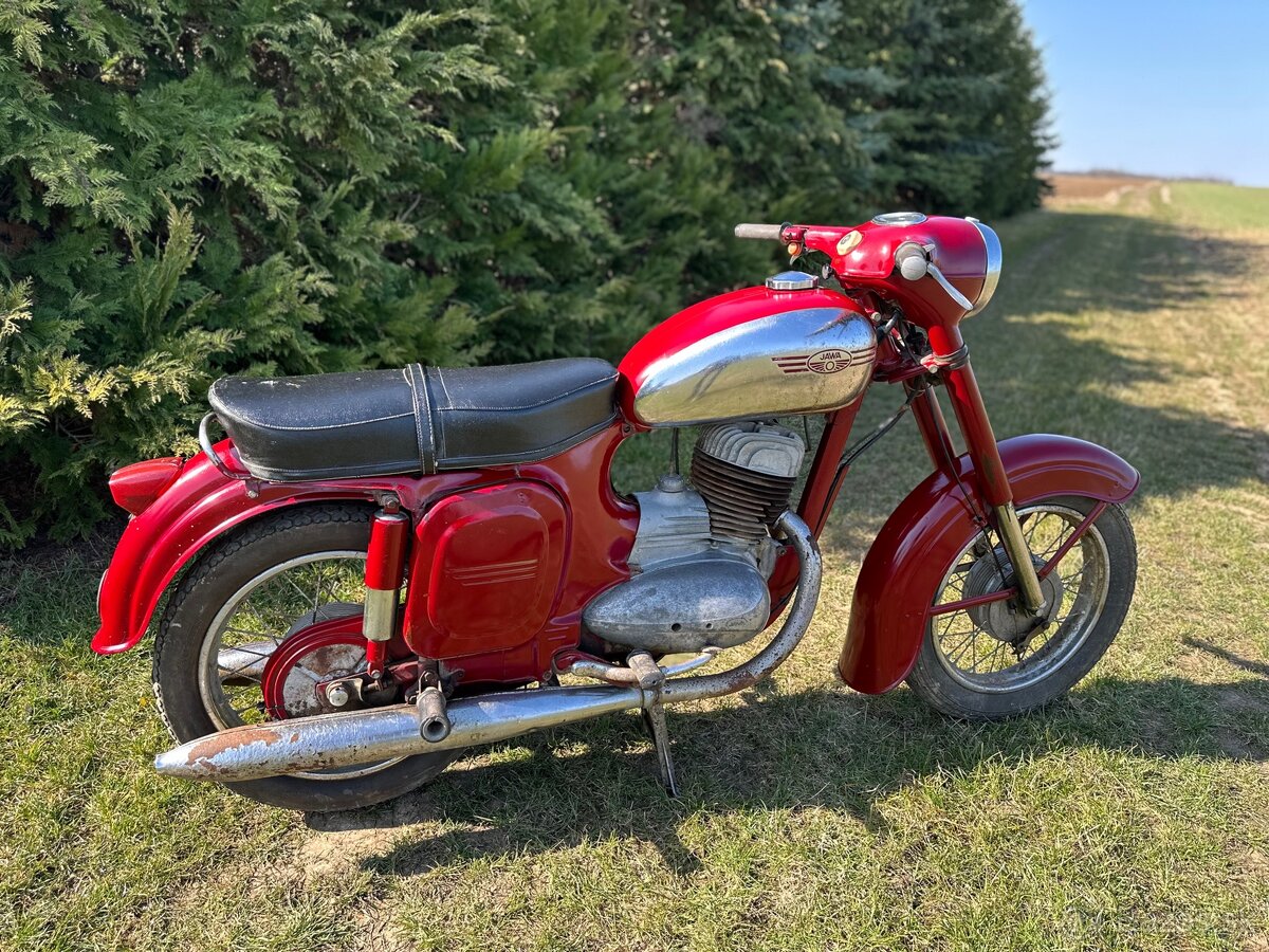 Jawa 250/559 - 13