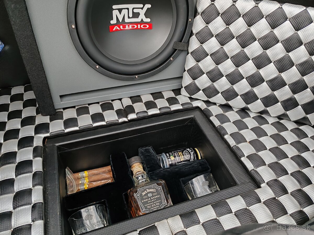 Prodám Ford Mustang 5.0 GT - 13
