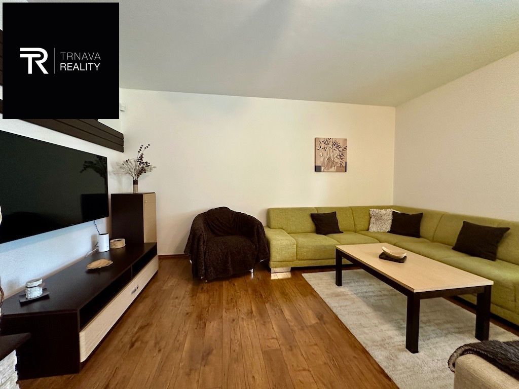 TRNAVA REALITY - Na predaj zariadený 5-izbový RD Leopoldov N - 13