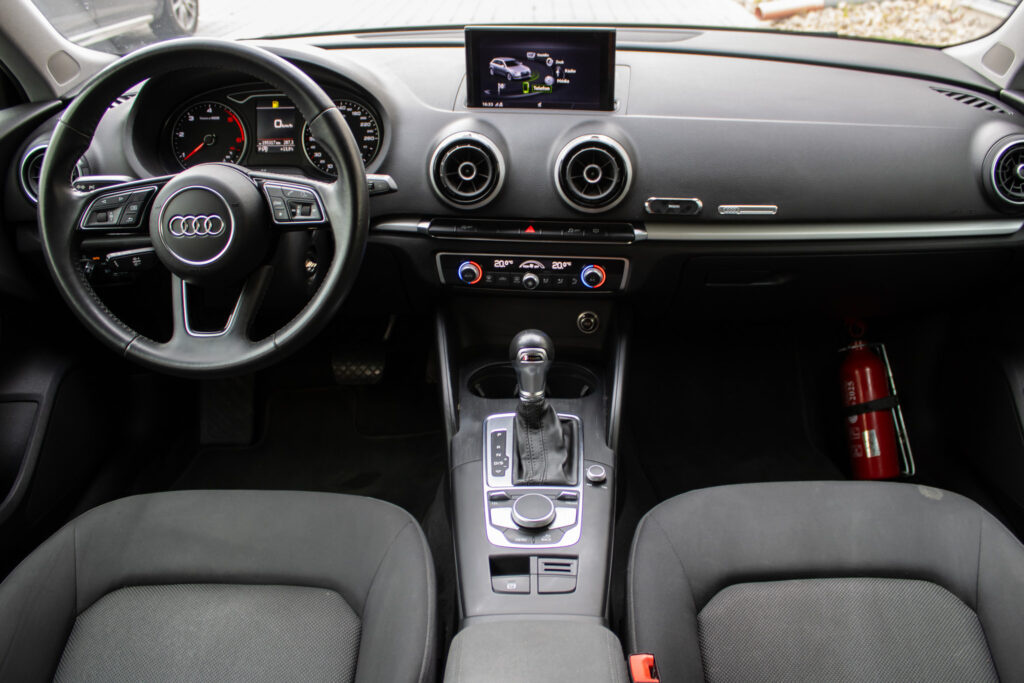 Audi A3 30 1.6 TDI automat - 13