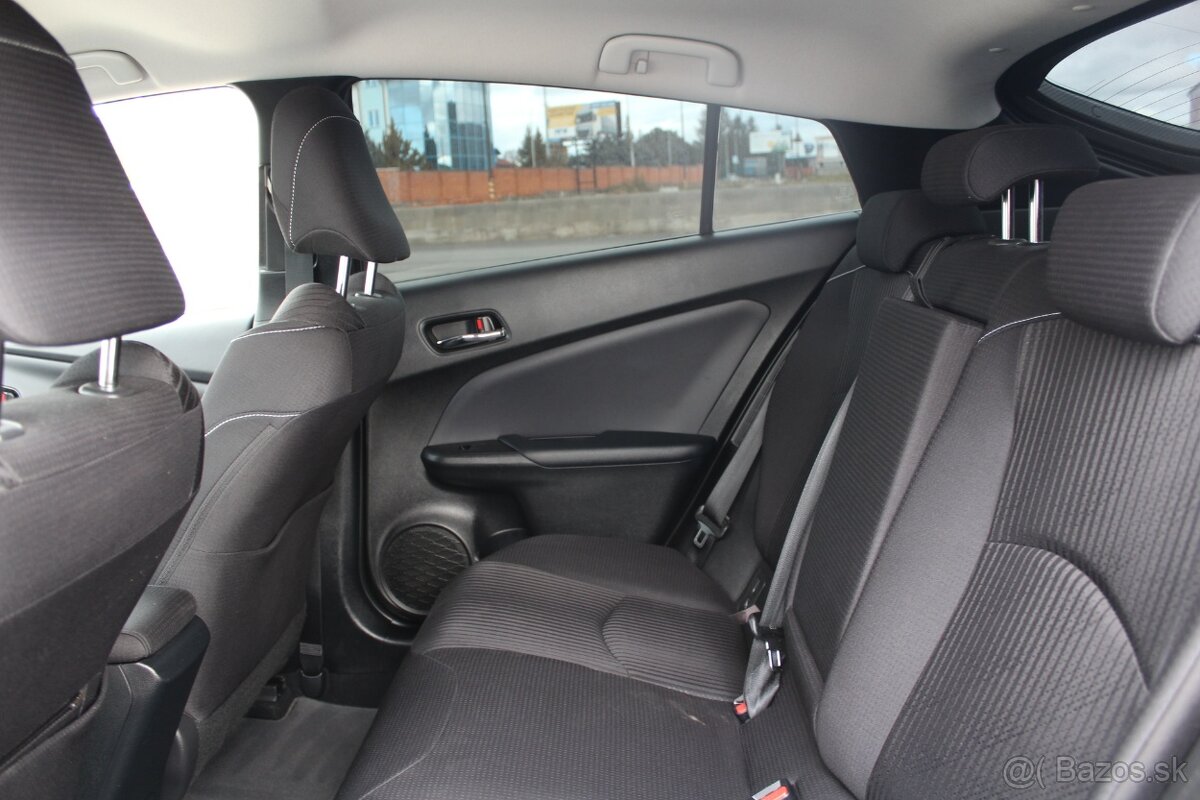 Toyota Prius 1.8 Plug-in Hybrid Executive - 13