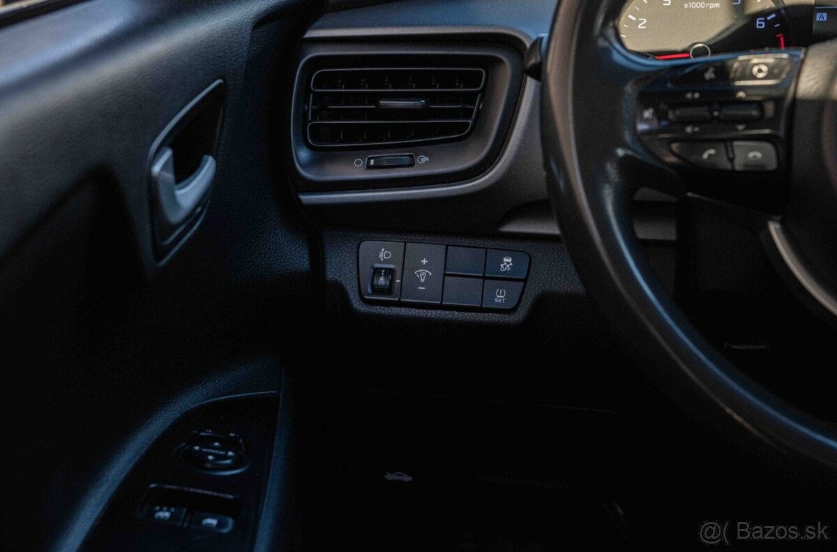 Kia Stonic 1.0 T-GDi Silver - 13