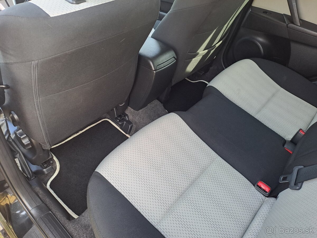 Mazda 3 1.6 16v 80kw/110koni diesel - 13