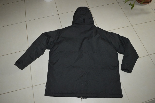 predam - velmi kvalitna zimna bunda Fjallraven - 13