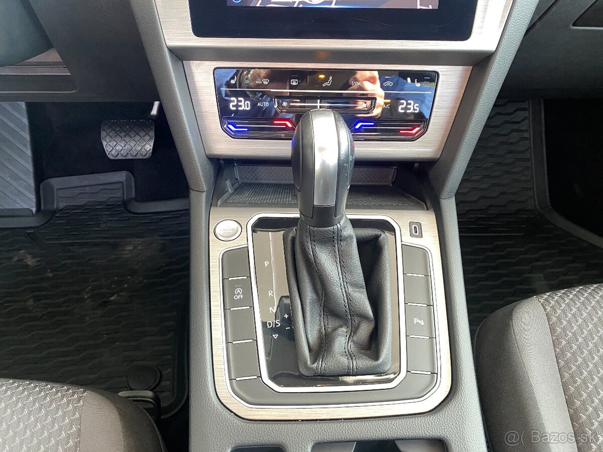 Volkswagen Passat Variant 2.0TDI 110kW DSG - 13