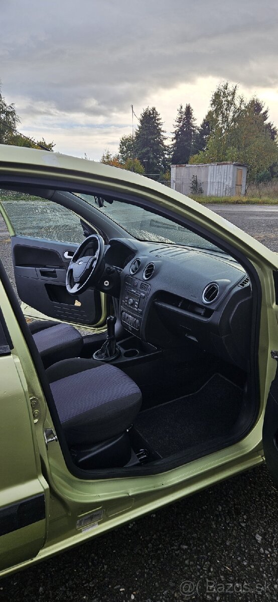 Ford Fusion 1,4 TDCi - 13