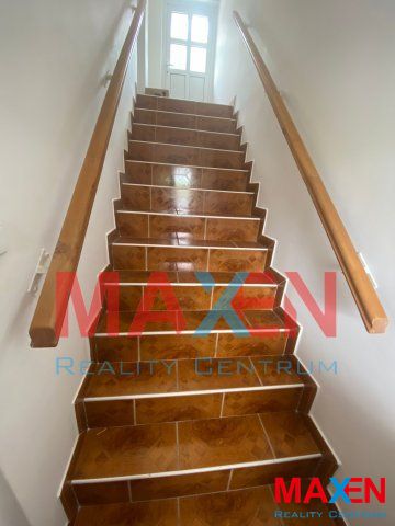 Predaj : MAXEN Luxusný 3-podlažný – rekreačný dom na cel - 13
