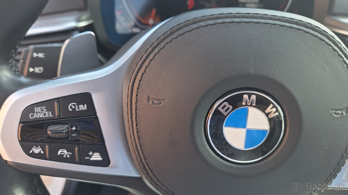 BMW Rad 5 Touring 530xDrive M-packet - 13