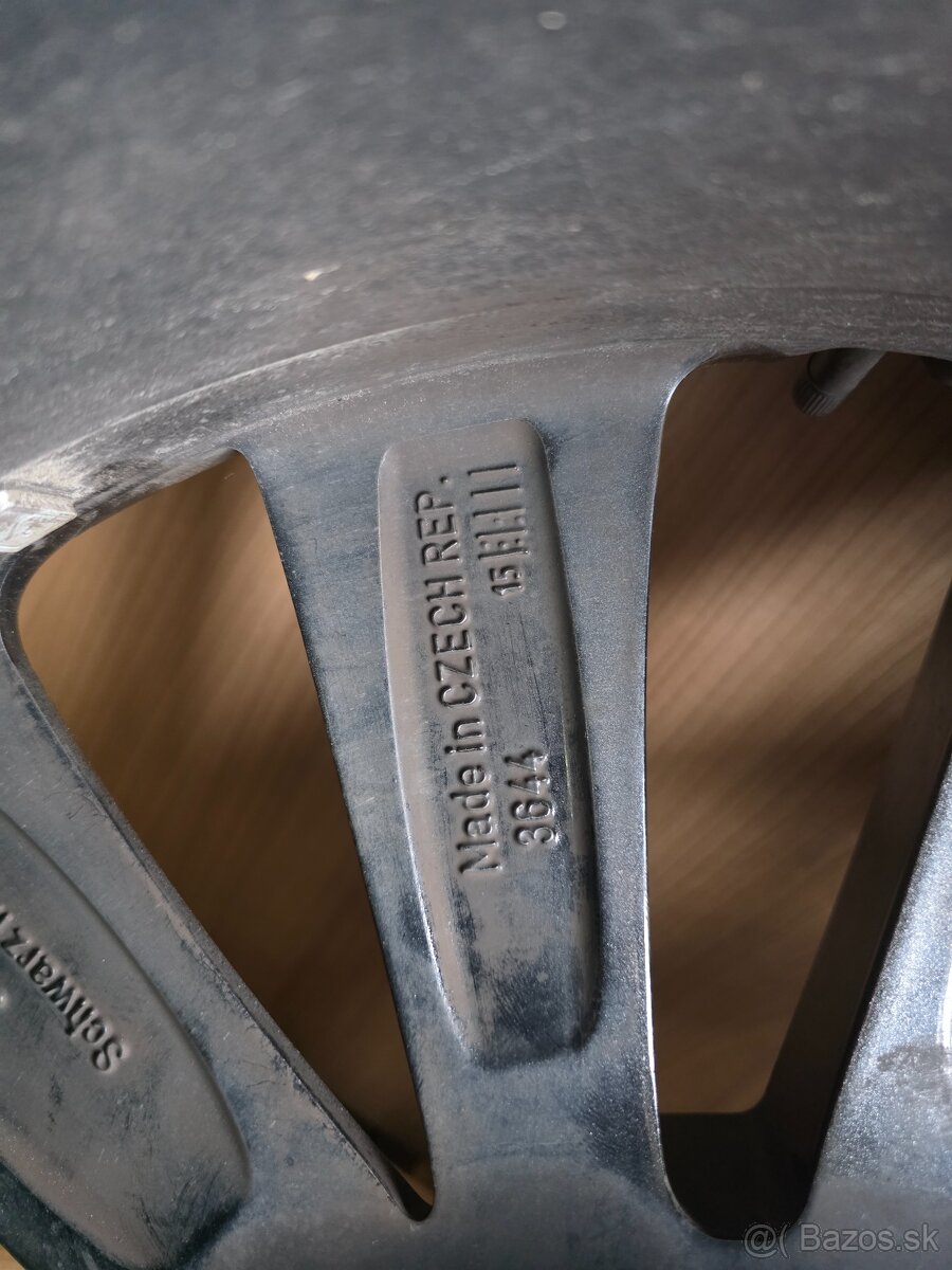 SUPERNOVA 235/40 r19 - 13