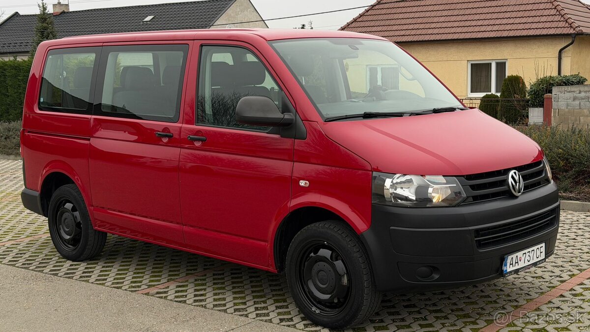 Volkswagen CARAVELLE T6 - 13