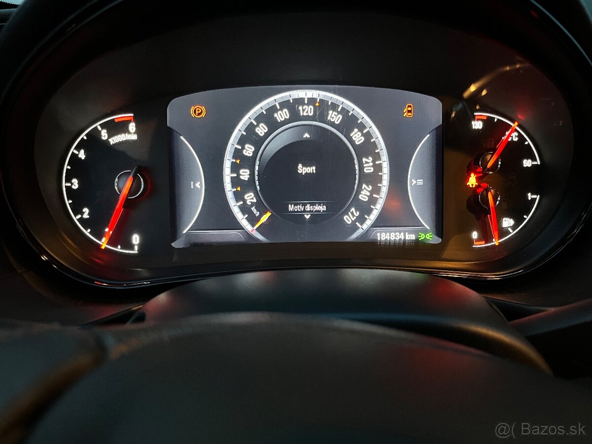 Opel Insignia - 13