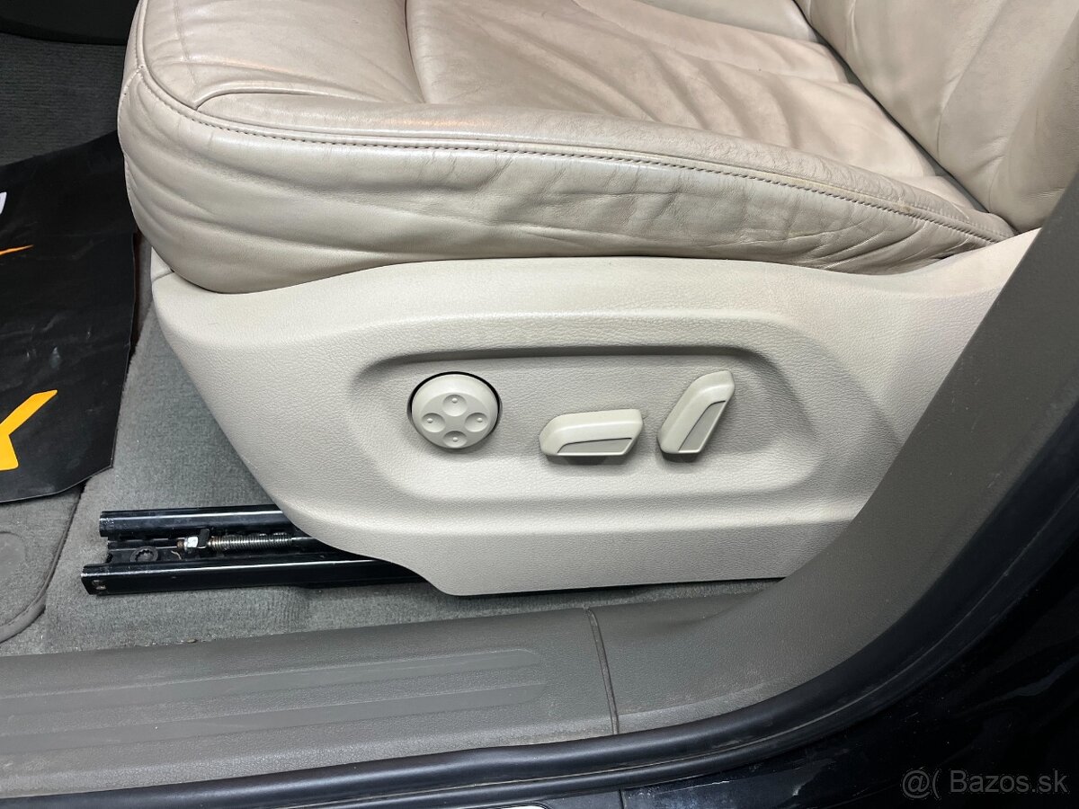 Audi Q5 3.0 TDI S-Line - tažné. - 13