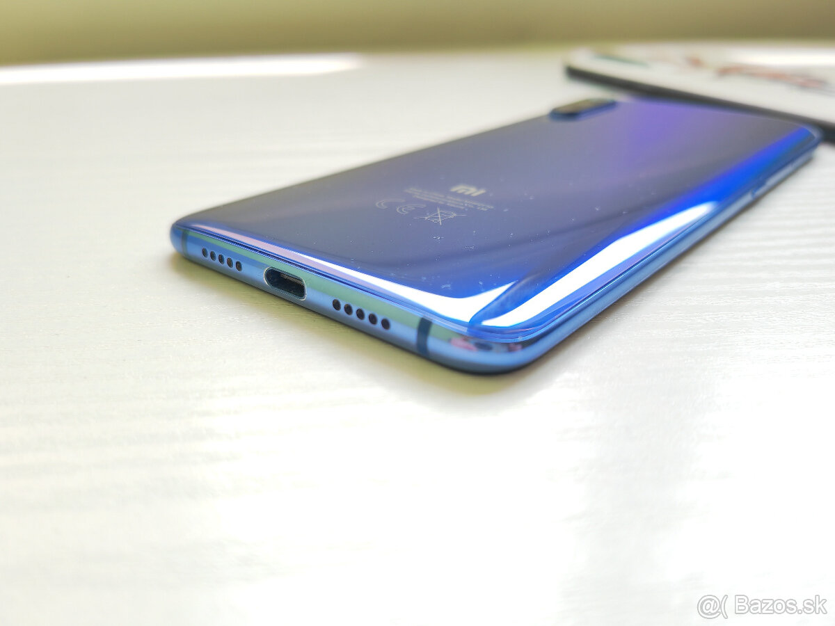Xiaomi Mi 9 6 / 128 GB Ocean Blue - 13