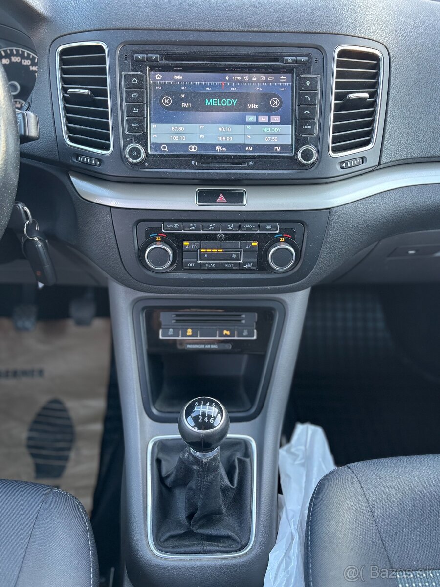 Seat Alhambra Volkswagen Sharan - 13