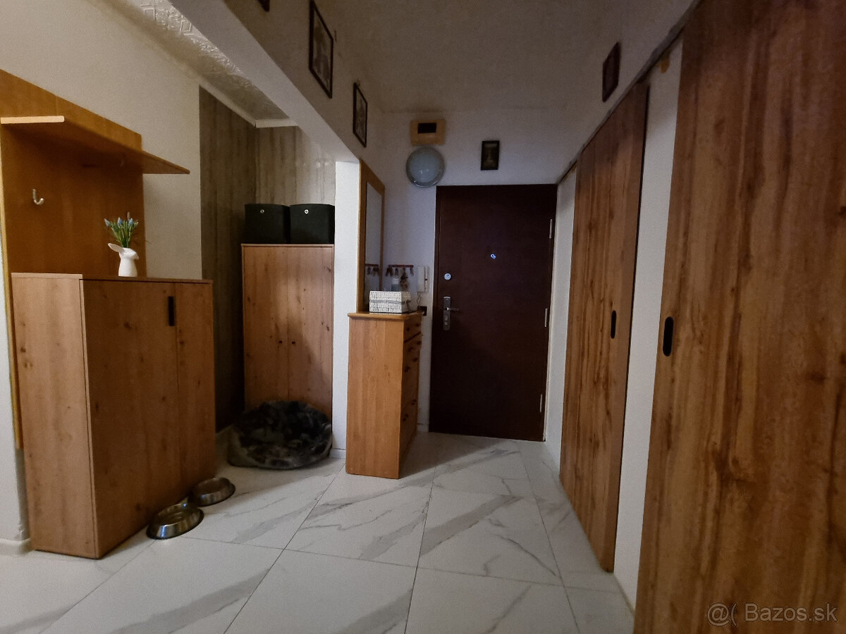 NA PREDAJ 3 IZBOVÝ BYT s LOGGIOU 74 m2 MYJAVA - 13