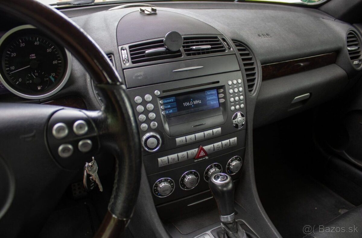 Mercedes-Benz SLK 350 - 13