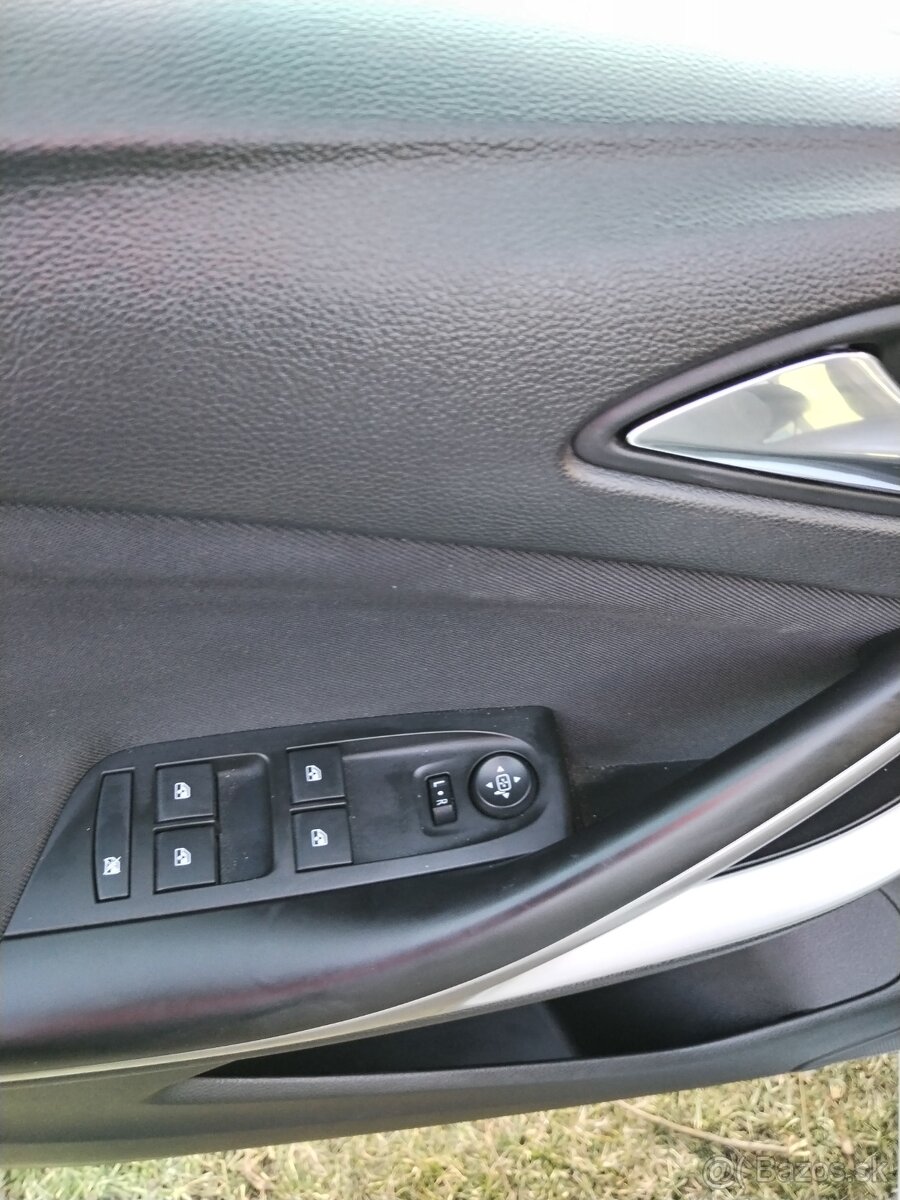 Opel Astra k 1.4 turbo - 13
