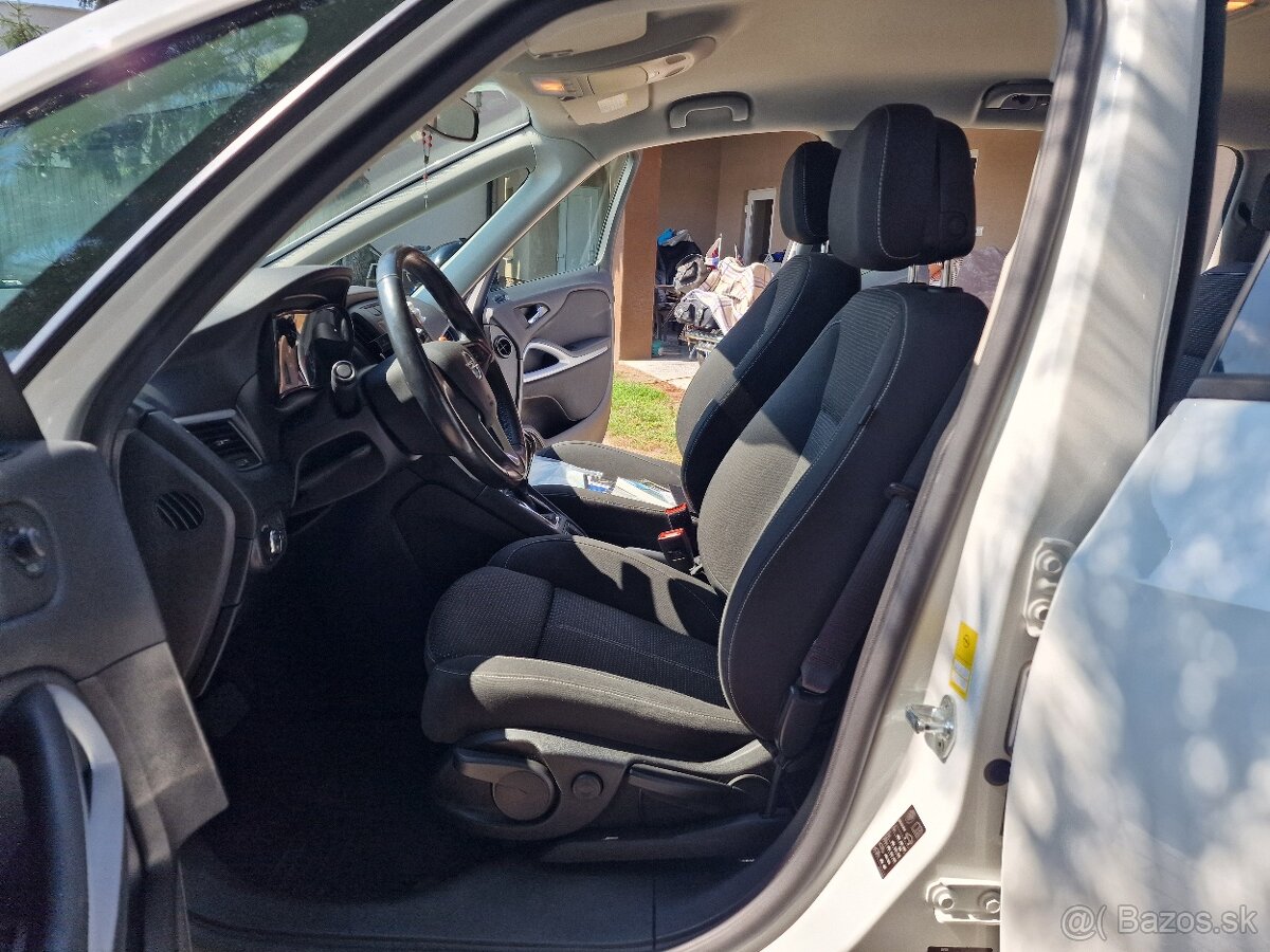 Opel Zafira Tourer 2.0 CDTi 131k A/T6 innovantion (diesel) - 13