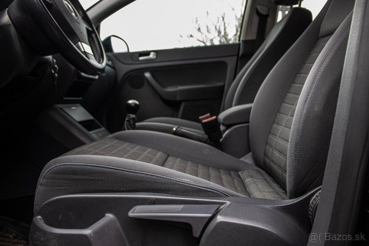 Volkswagen Golf Plus - 13