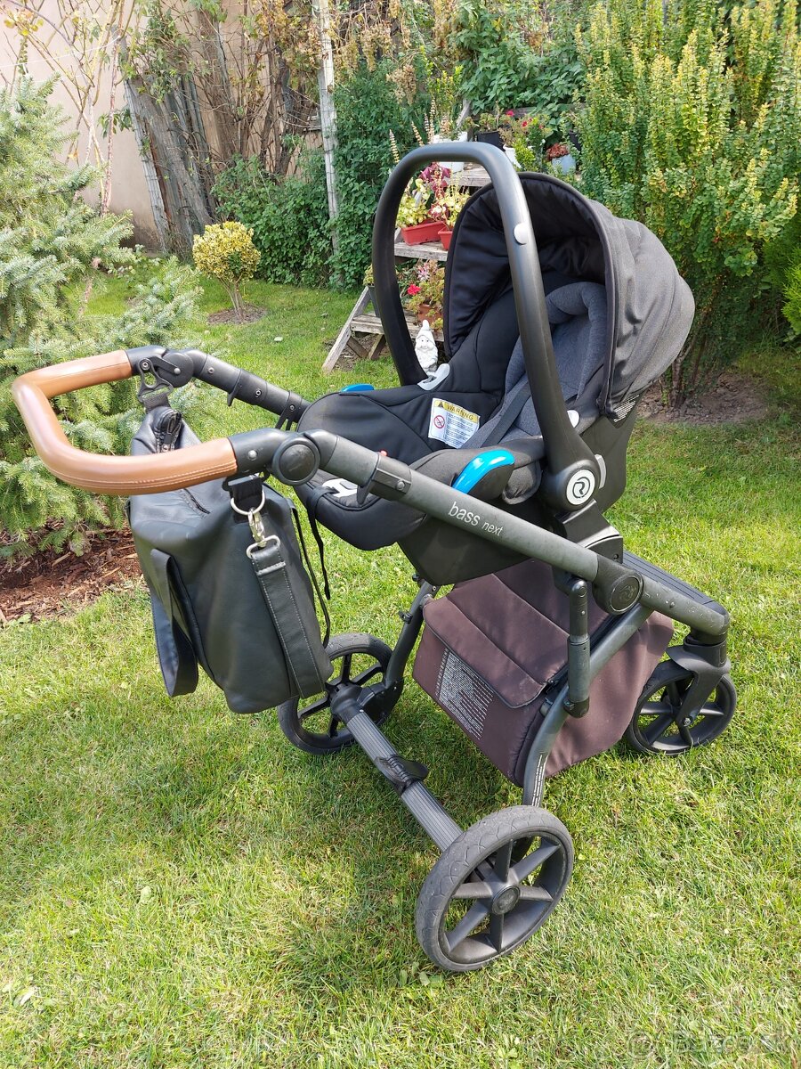 Detský kombinovaný kočík Roan Bass Next - 13