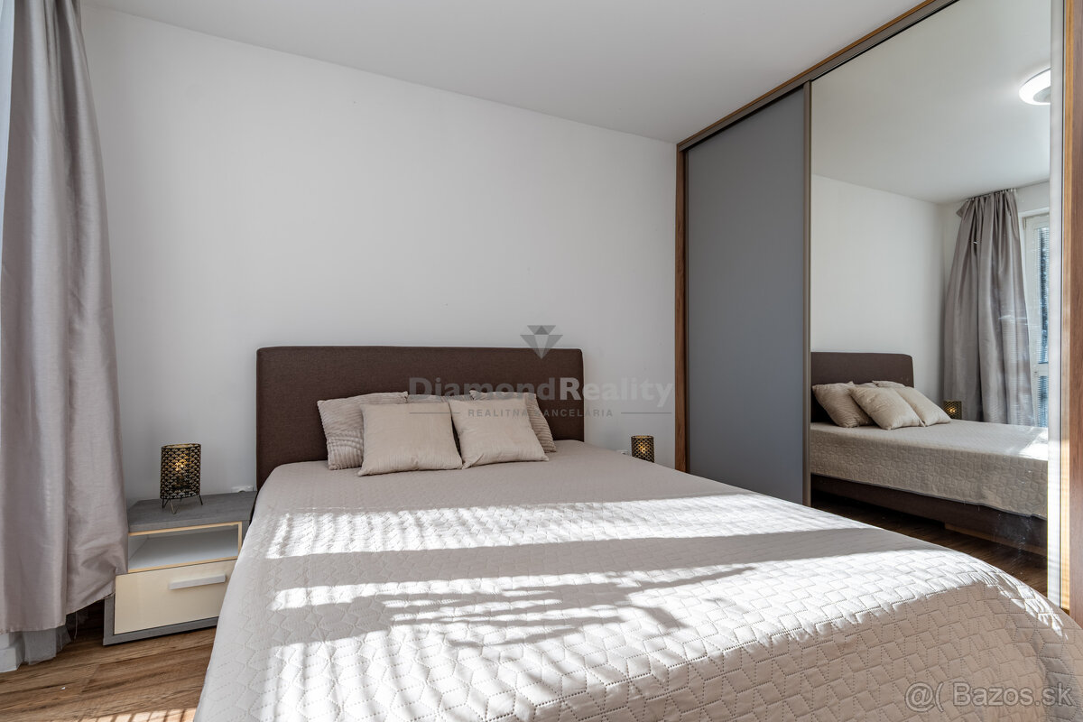 NA PREDAJ KOMPLETNE ZREKONŠTRUOVANÝ 2 IZBOVÝ BYT S BALKÓNOM - 13