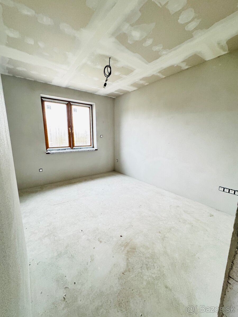 NOVOSTAVBA V PEKNEJ LOKALITE - 13