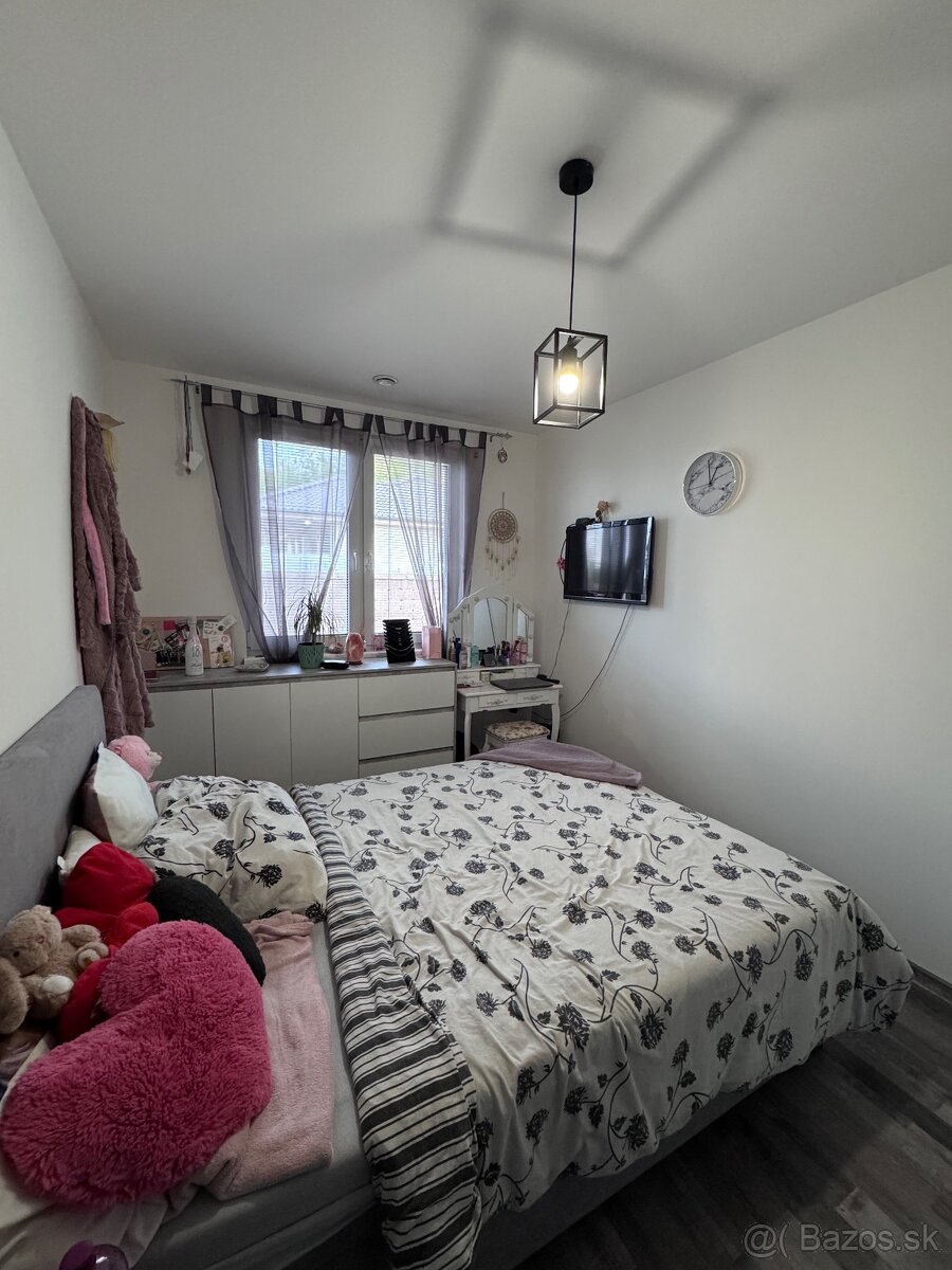 REZERVOVANÝKrásna 4 izbová novostavba Malý Lapáš - 13