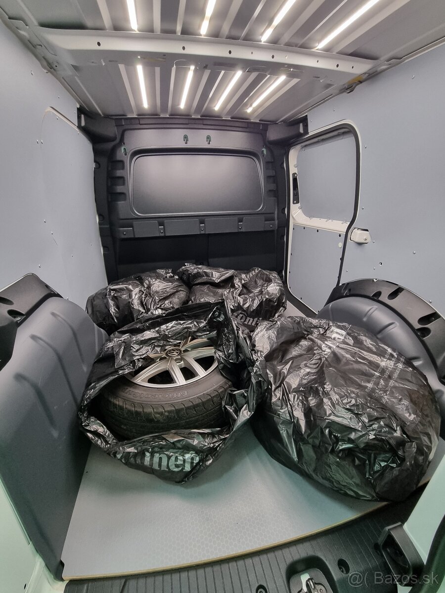 Volkswagen Caddy 2.0 TDI - 13