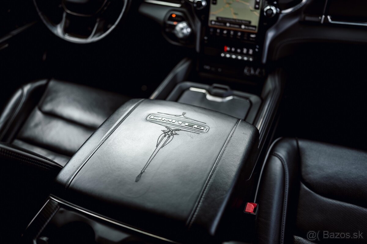 DODGE RAM 1500 Limited V8 - 13
