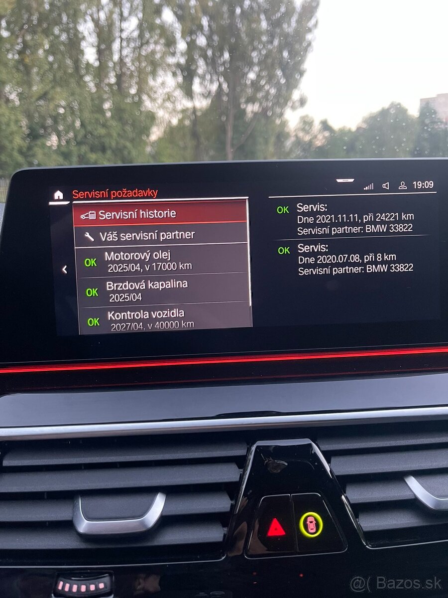 Predám BMW 5 touring 520 d X drive, sport M - 13