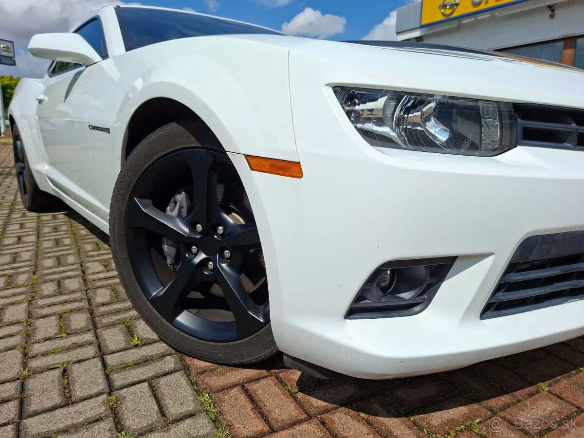 Chevrolet Camaro SS z roku 2015 - 13