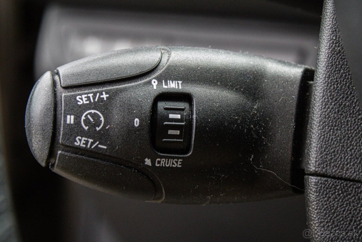 Peugeot 2008 1.2 PureTech Style | SK pôvod | Po rozvodoch - 13