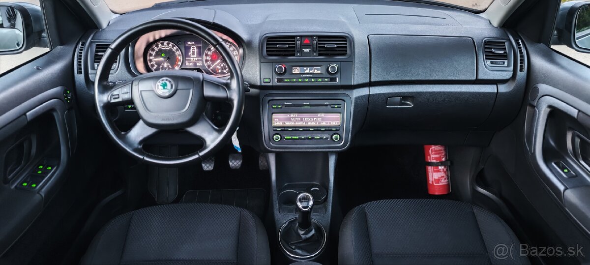 Škoda Roomster Scout 1.6 TDi Elegance - 13