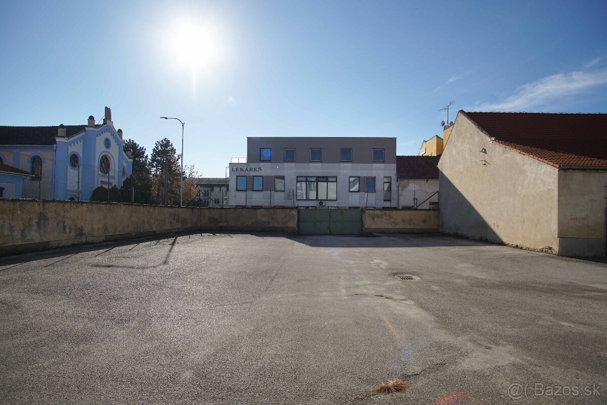 Na predaj jedinečný pozemok priamo v centre, Nové Zámky, 534 - 13