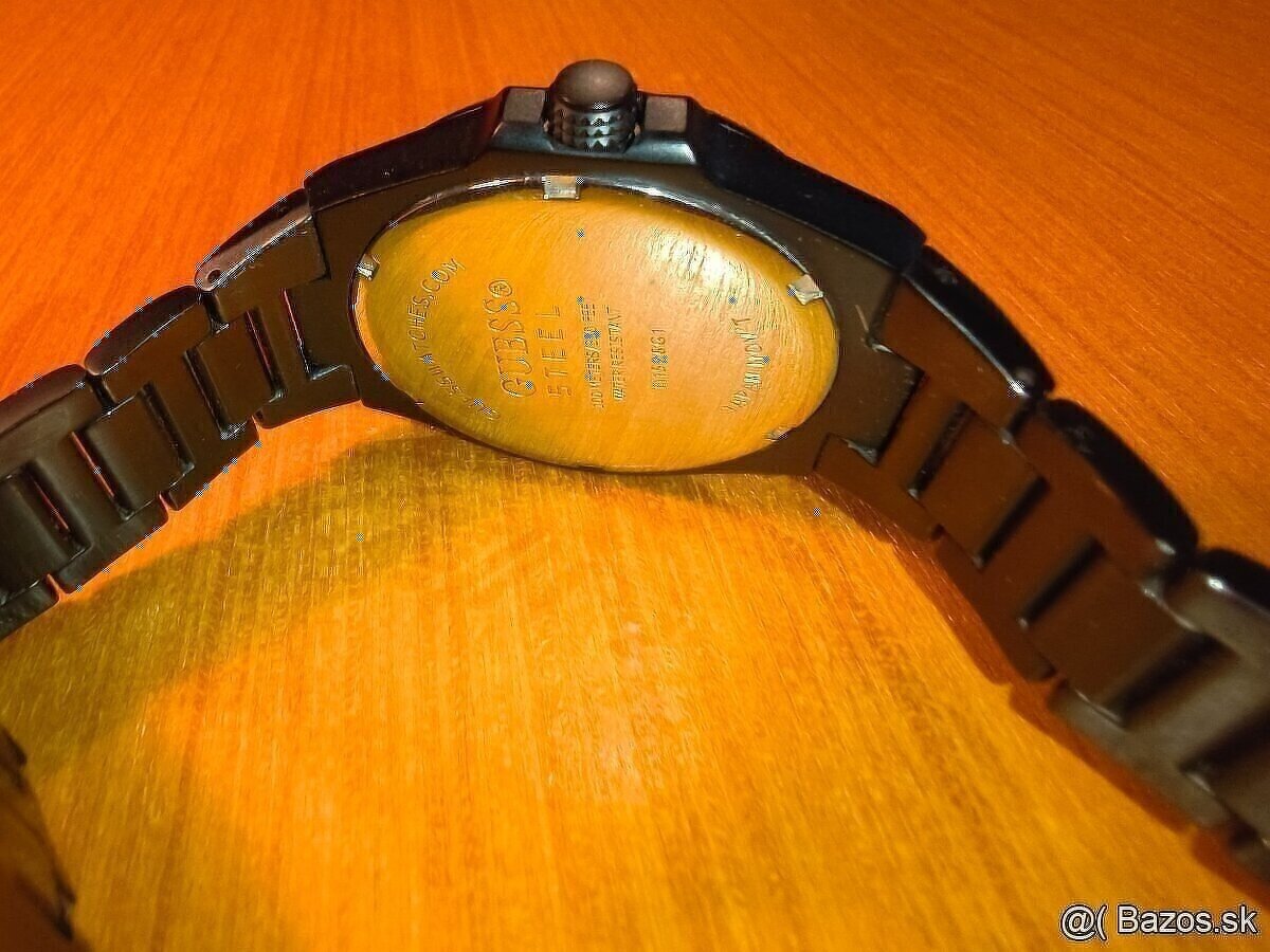 Hodinky Guess, lahke, multifunkcne - 13