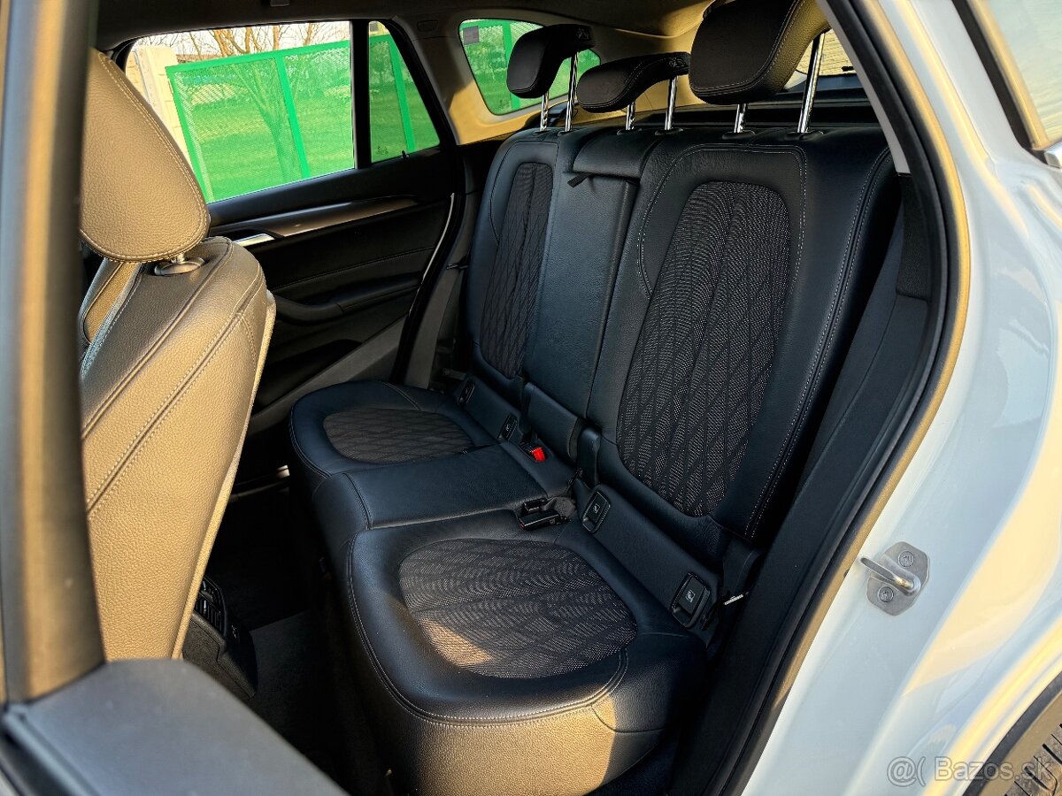 BMW X1 sDrive 18d xLine A/T - 13