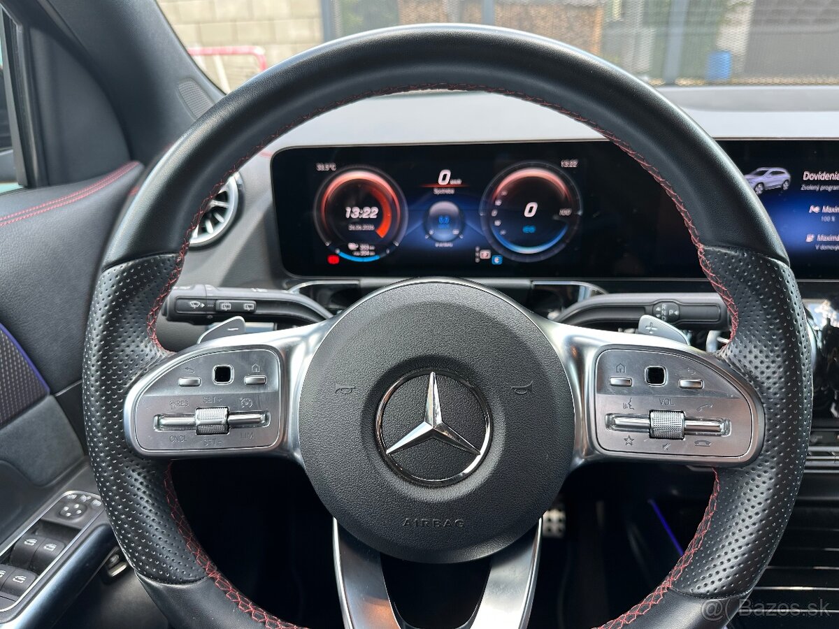 Mercedes-Benz EQA 300 4MATIC - 13