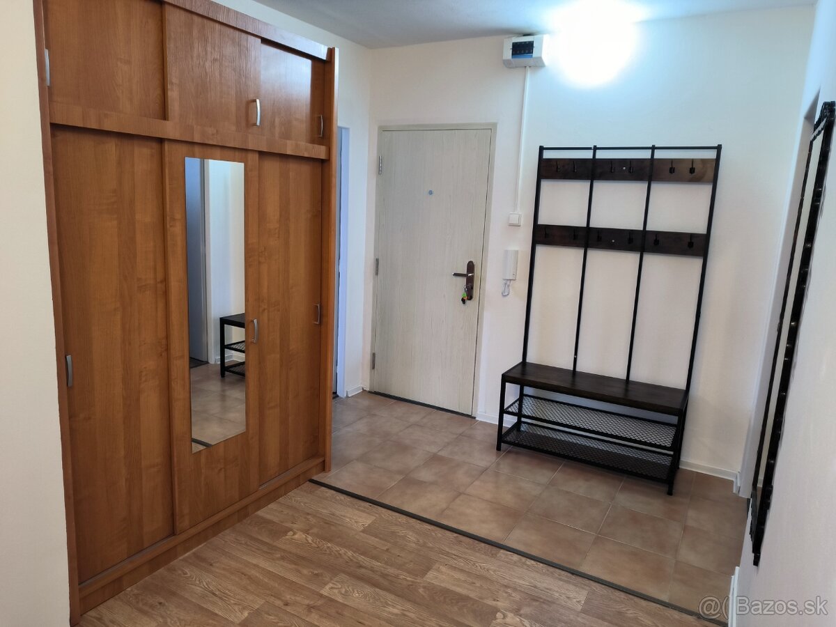 Prenájom 3-izbového bytu, Košice - Furča - 13