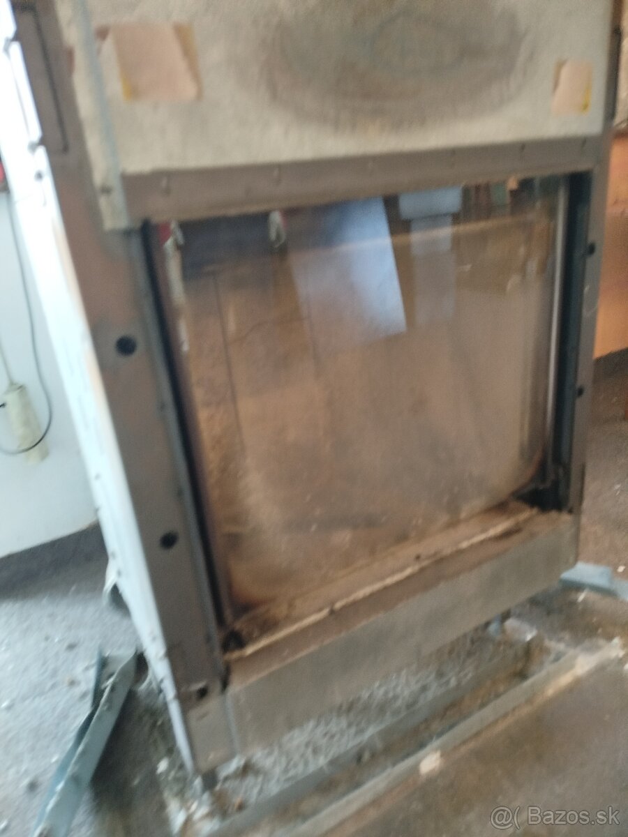 Predám krbovu vlozku teplovzdušnu. Značky KALFIRE - 13